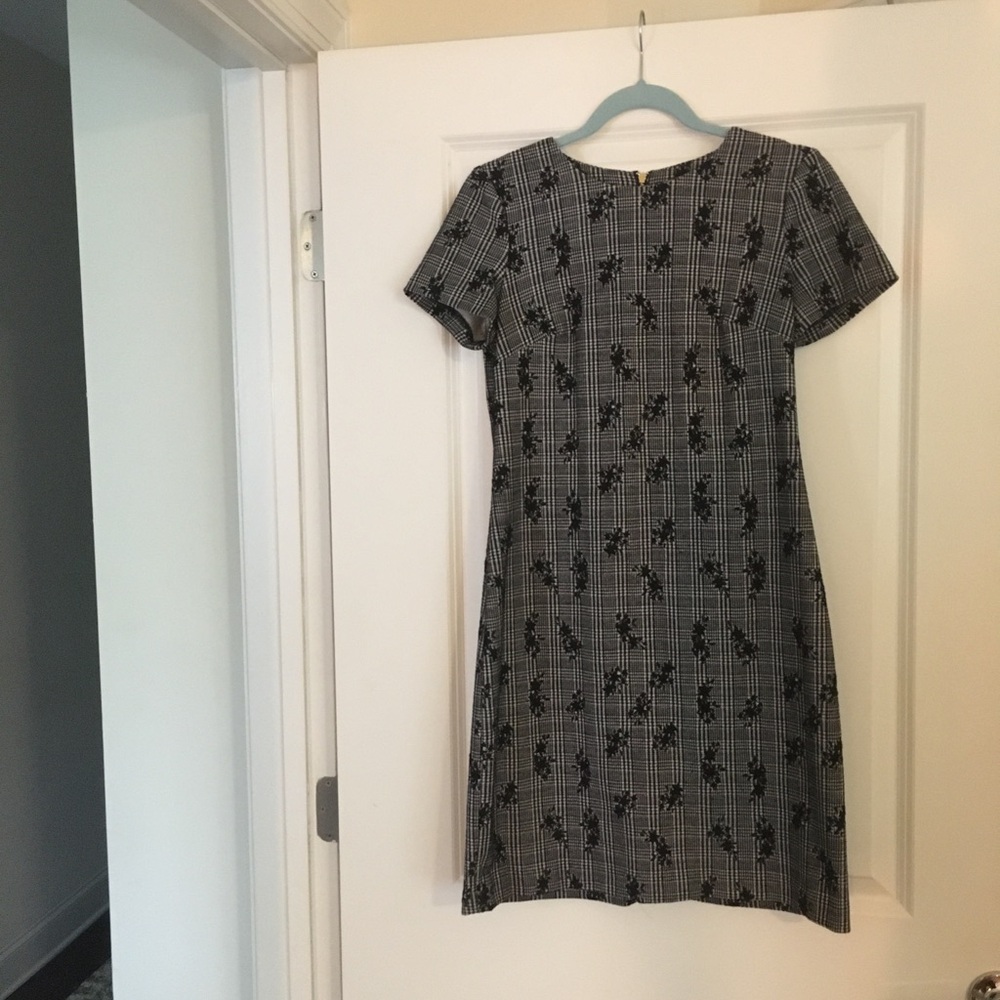 Calvin Klein Black and Gray Plaid Floral Short Sleeve Sheath Dress
